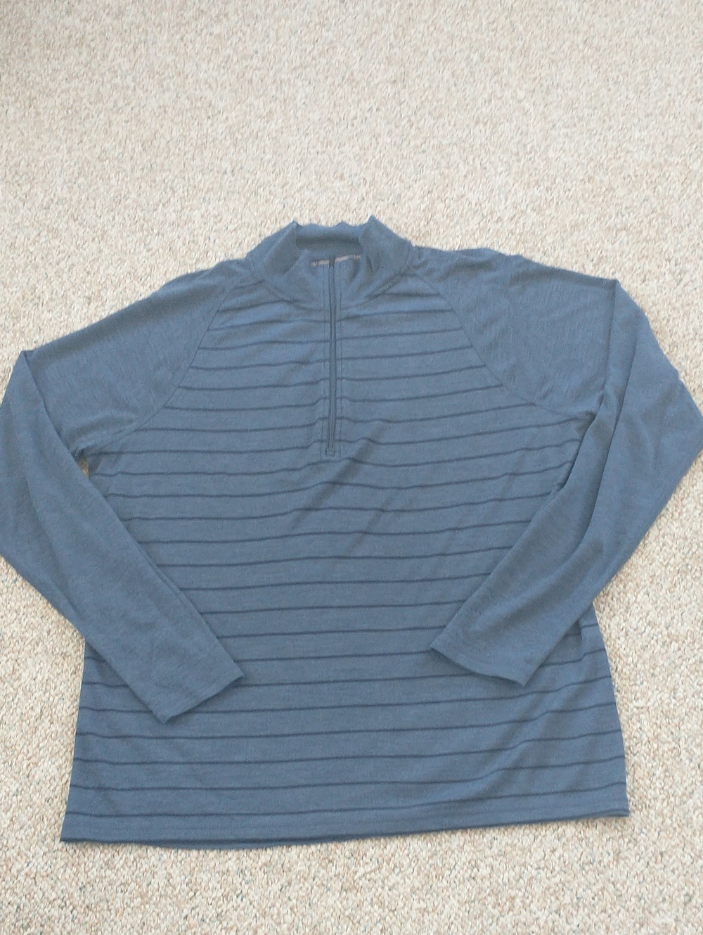 SMARTWOOL Dusty Blue and Navy  Striped ¼ Zip 100% Wool Size Xlarge
